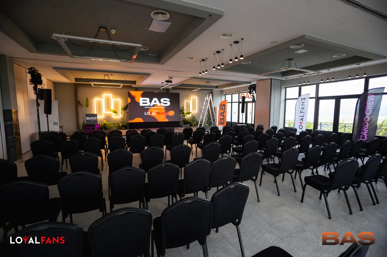 Зал BAS 2026 перед открытием
